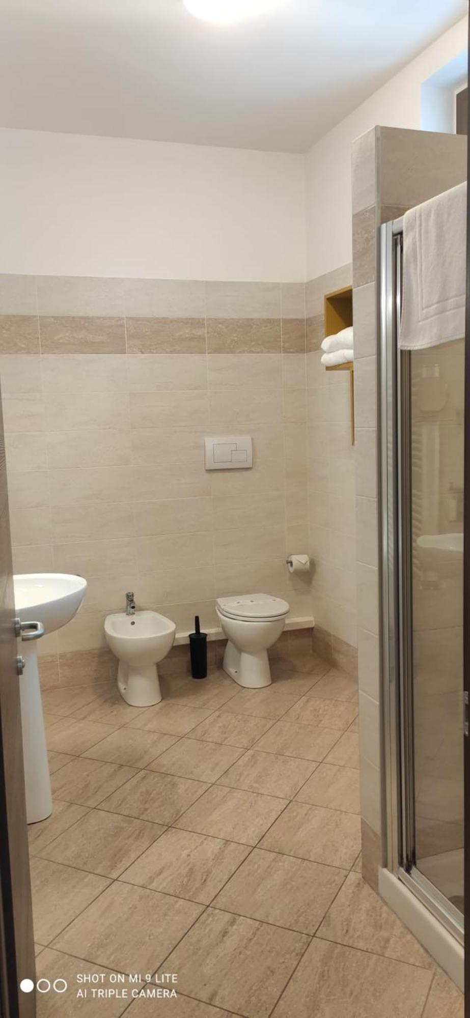 Palazzo Marignano Hotel Melegnano Exteriör bild